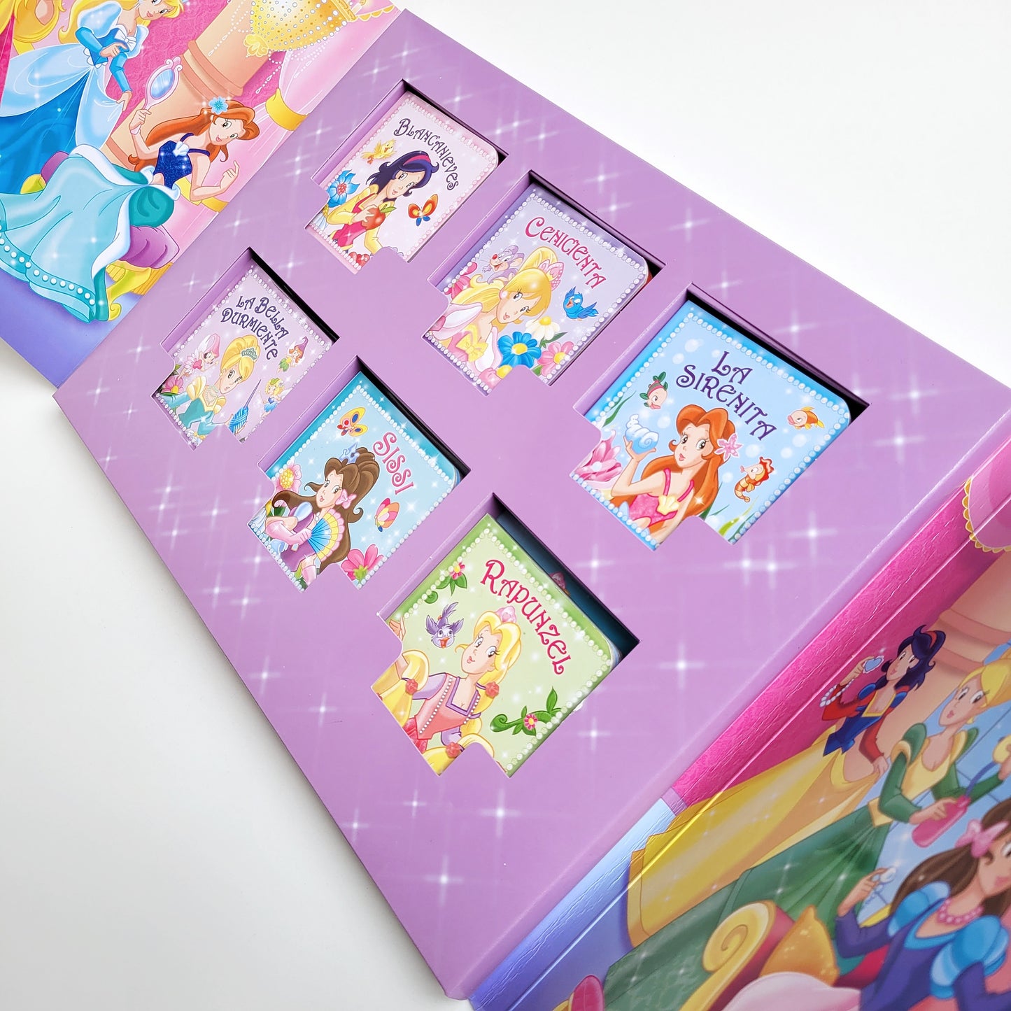 PRINCESAS MÁGICO MUNDO